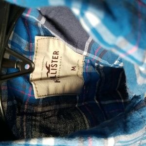 Hollister Button Up Shirt Mens M Plaid Blue Pink Long Sleeve.